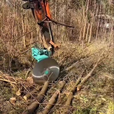 Exkavatorzubehör Hydraulisch geschnittenes Brennholz, Trimmzweige, klare Bürste